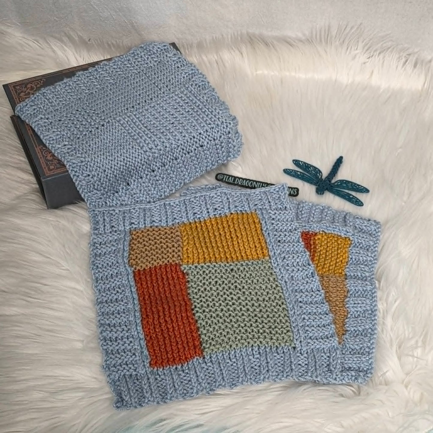 Montana Badlands Square - Knit
