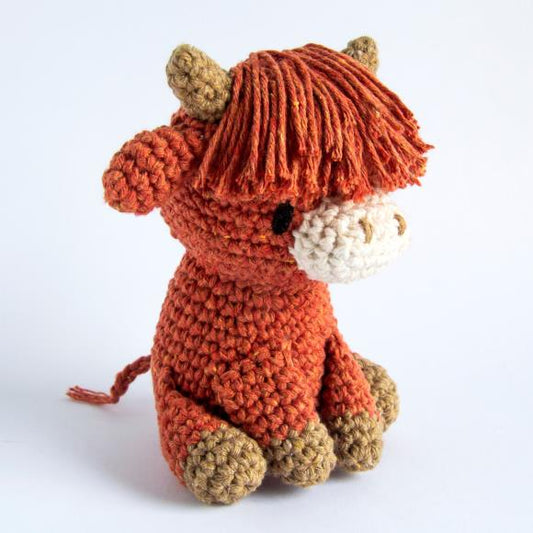 Highland Cow Crochet Kit - Hoooked