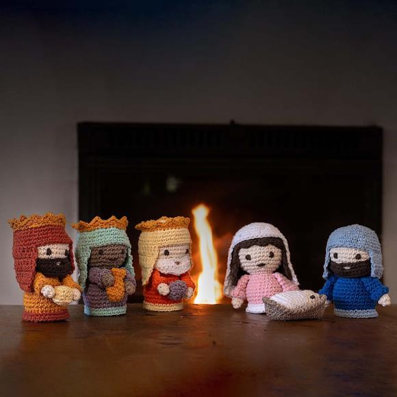 Nativity Crochet Kit - Hoooked
