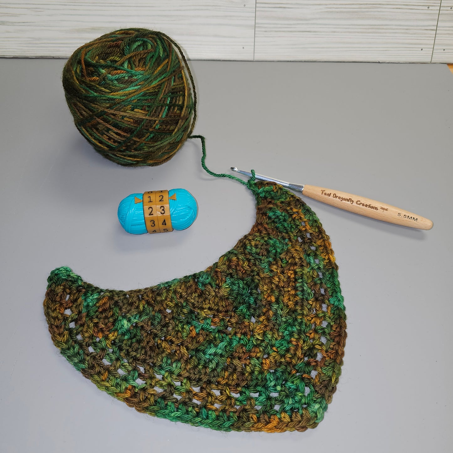 Teal Yarn Skein Row Counter