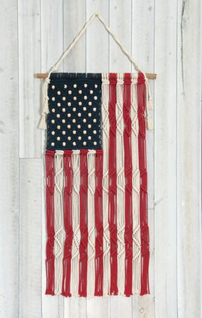 Solid Oak American Flag (Old Glory) Macrame Wall Hanging Kit