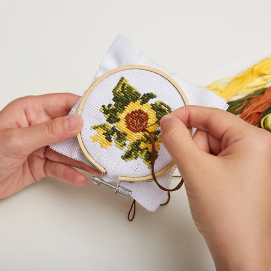 Mini Embroidery Kit - Sunflower