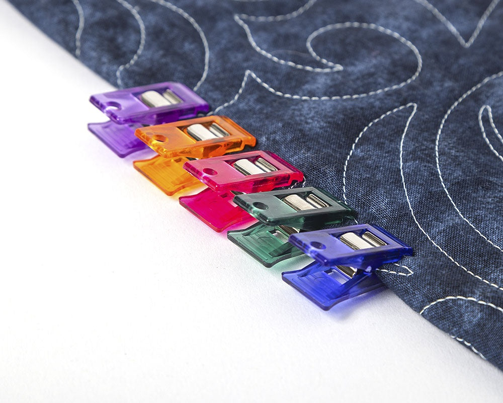 Quilt Seaming Clips and Tin
